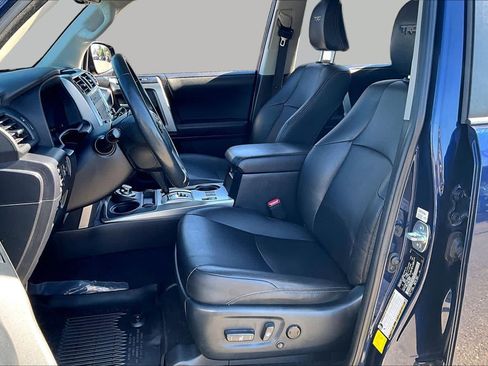 Used 2022 Toyota 4Runner TRD Sport w/ Technology Package AWD/4WD image 7