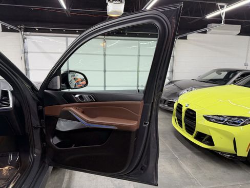 Used 2023 BMW X5 M50i w/ Executive Package image 25