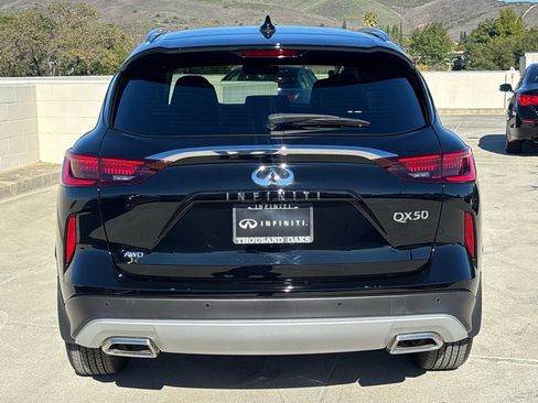 New 2025 INFINITI QX50 Luxe image 5