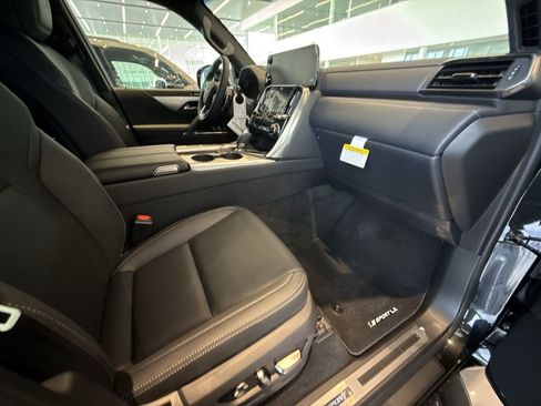 New 2026 Lexus LX 700h F Sport AWD/4WD image 7