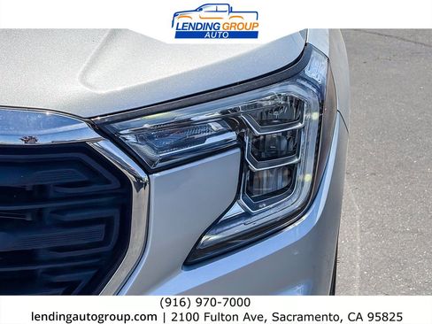 Used 2022 GMC Terrain SLE FWD image 7