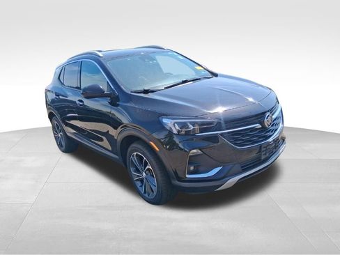 Used 2021 Buick Encore GX Essence AWD/4WD image 3