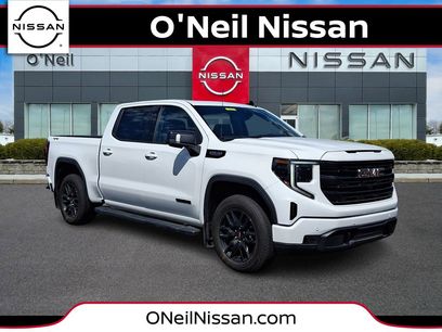 Used 2024 GMC Sierra 1500 Elevation w/ Elevation Premium Package