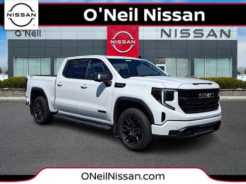 Used 2024 GMC Sierra 1500 Elevation w/ Elevation Premium Package AWD/4WD image 1