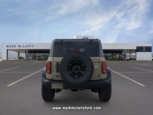 New 2026 Ford Bronco Badlands AWD/4WD image 5