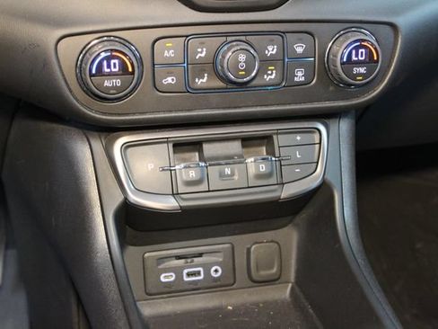 Used 2023 GMC Terrain AT4 w/ Infotainment Package II AWD/4WD image 20