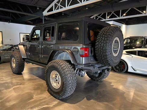 Used 2019 Jeep Wrangler Unlimited Rubicon image 3