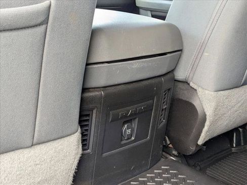 Used 2018 RAM 3500 Big Horn image 17