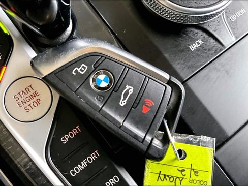 Used 2022 BMW 330i Sedan w/ Premium Package RWD image 15