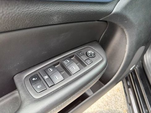 Used 2015 Chrysler 200 S w/ Navigation & Sound Group I FWD image 12
