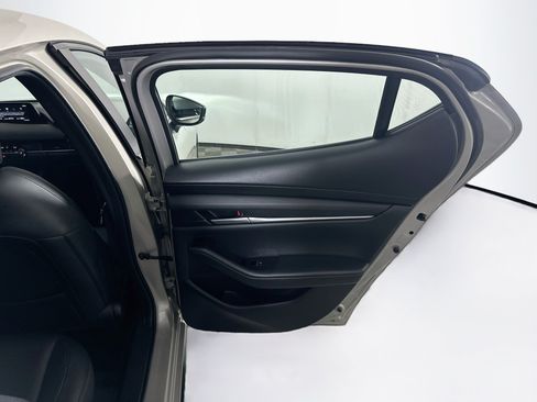 Used 2024 MAZDA MAZDA3 s FWD image 30