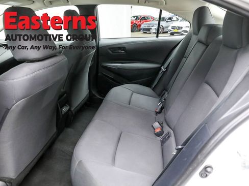 Used 2024 Toyota Corolla LE image 21