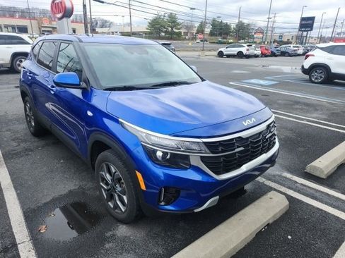 Certified 2024 Kia Seltos LX image 6