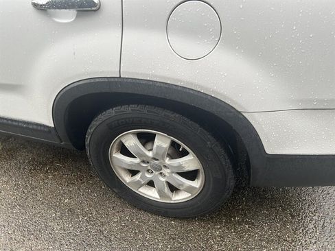 Used 2012 Kia Sorento LX AWD/4WD image 22