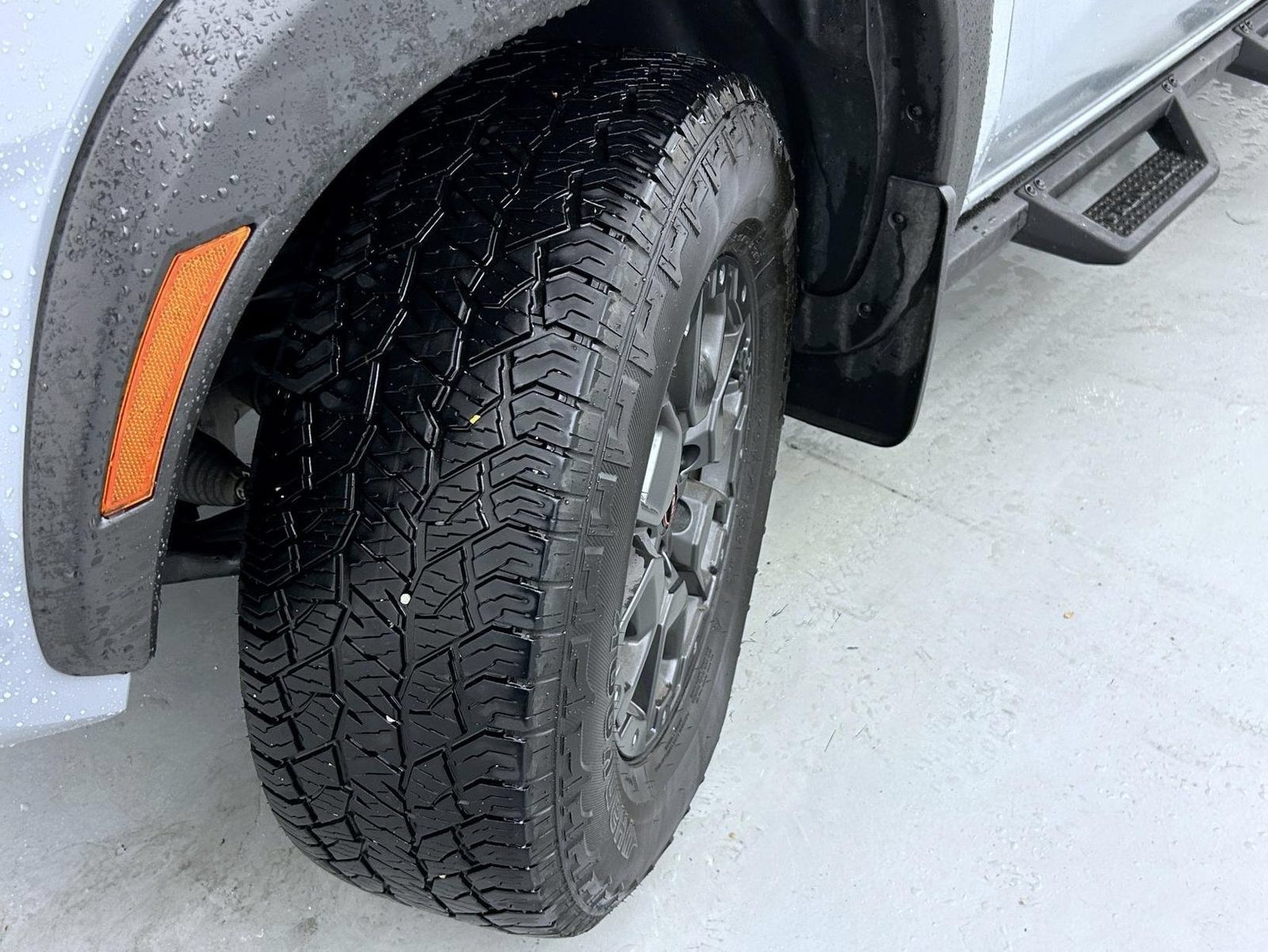 Used 2024 Nissan Frontier PRO-4X w/ Pro Premium Package AWD/4WD image 24