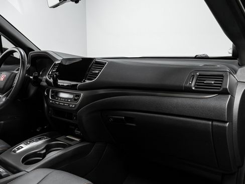Used 2022 Honda Pilot TrailSport image 21