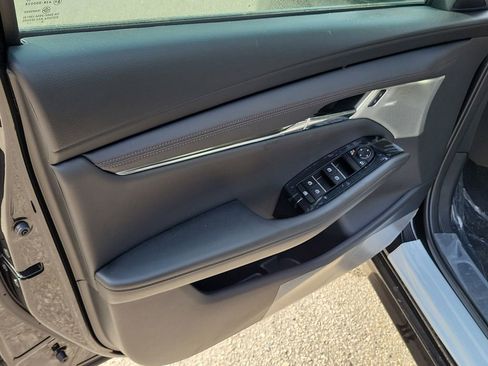 New 2026 MAZDA MAZDA3 2.5 S Hatchback w/ Premium Pkg FWD image 19