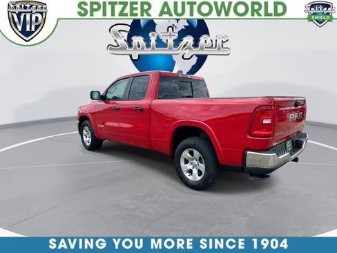 Used 2025 RAM 1500 Big Horn AWD/4WD image 7