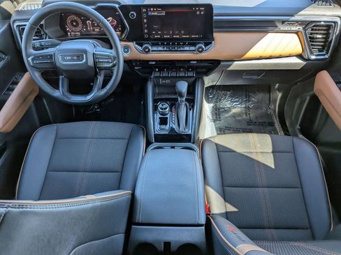 Used 2025 GMC Canyon AT4 AWD/4WD image 31