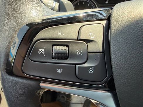 Used 2023 Buick Enclave Essence w/ Experience Buick Package AWD/4WD image 50