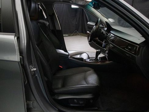 Used 2011 BMW 328i xDrive Sedan image 15