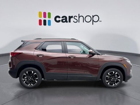 Used 2023 Chevrolet TrailBlazer LT w/ Convenience Package FWD image 6