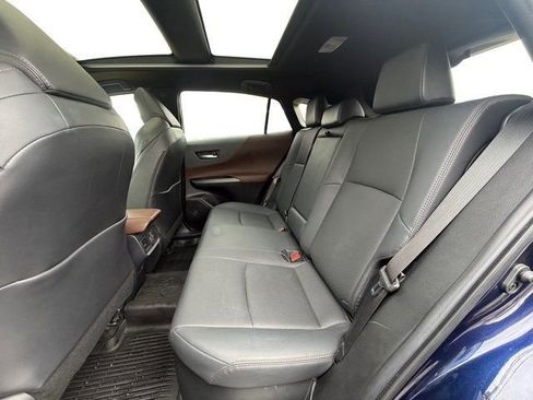 Used 2022 Toyota Venza Limited w/ Advanced Technology Package image 22