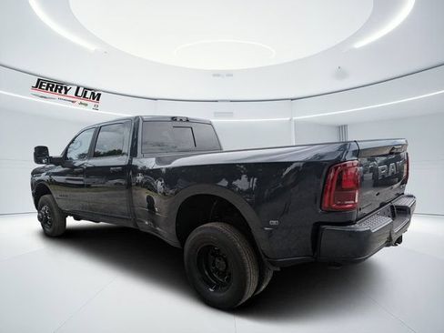 New 2026 RAM 3500 Big Horn AWD/4WD image 5