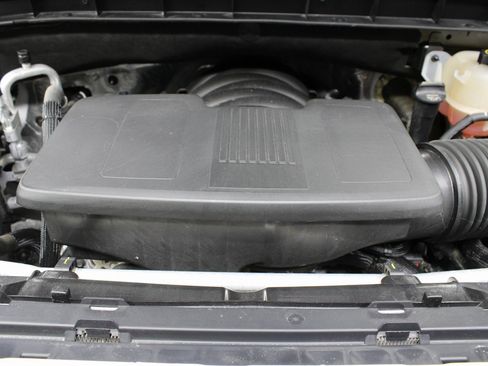 Used 2024 GMC Sierra 1500 AT4 w/ Technology Package image 33