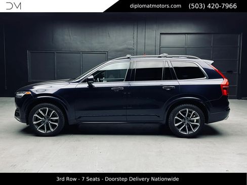 Used 2017 Volvo XC90 T6 Momentum w/ Vision Package AWD/4WD image 4