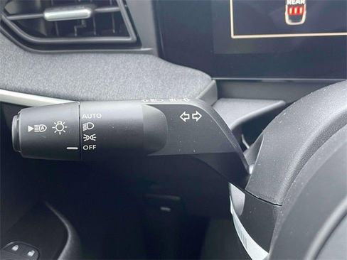 New 2025 Nissan Kicks SV w/ SV Premium Package image 22