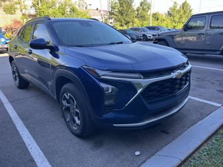 Used 2024 Chevrolet Trax LT w/ Driver Confidence Package FWD video 1