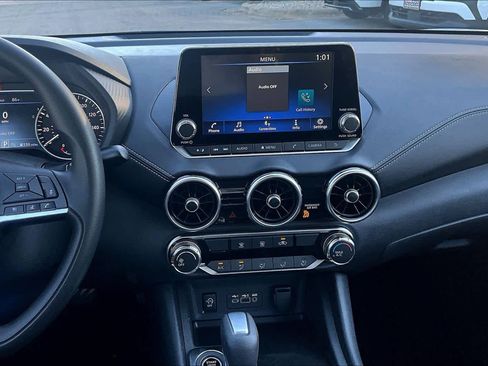 New 2025 Nissan Sentra SV image 6