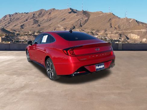 Used 2021 Hyundai Sonata SEL Plus w/ Preferred Accessory Package image 12