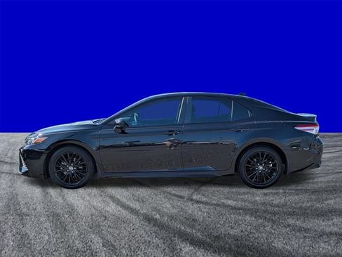 Used 2020 Toyota Camry SE FWD image 7