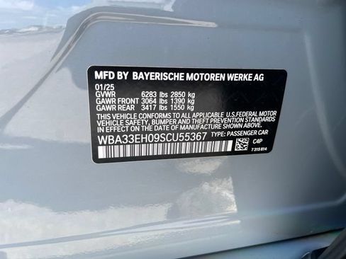 Used 2025 BMW 740i xDrive AWD/4WD image 26