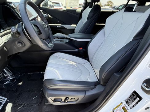 Certified 2024 Lexus TX 500h AWD w/ Technology Package image 20