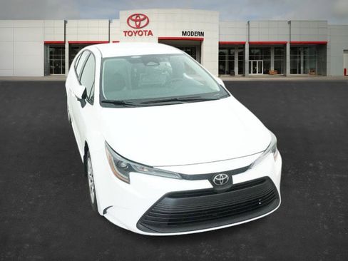 New 2026 Toyota Corolla LE image 32