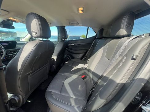 Used 2025 Buick Encore GX Preferred image 25