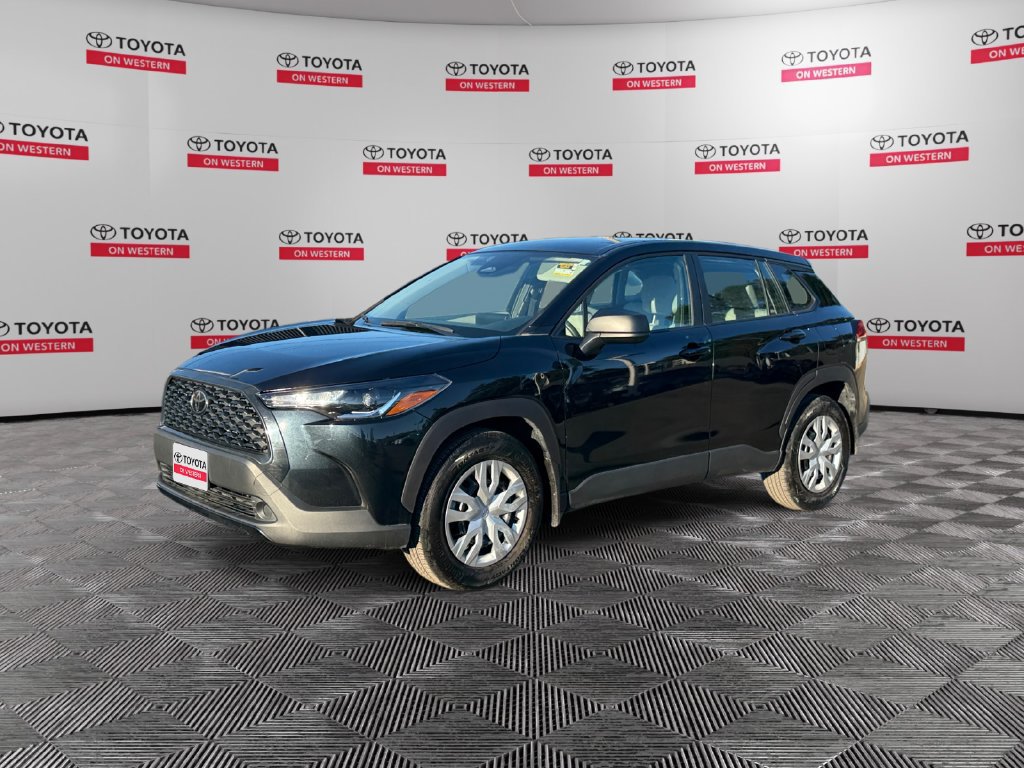 Certified 2025 Toyota Corolla Cross L AWD/4WD image 1
