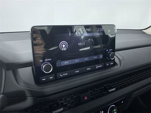 New 2025 Honda Accord SE image 19