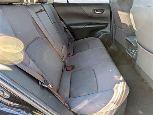 Certified 2022 Toyota Venza LE image 18