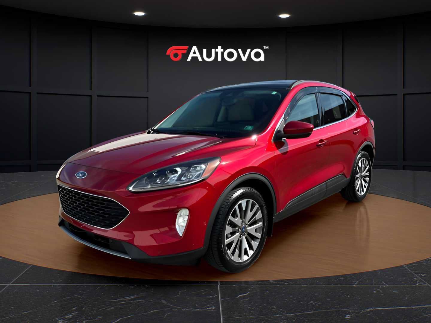 Used 2021 Ford Escape Titanium AWD/4WD image 1