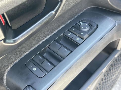 Used 2024 Toyota Tacoma SR RWD image 21