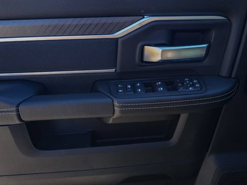New 2026 RAM 2500 Big Horn AWD/4WD image 23