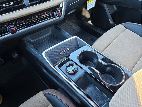 New 2026 Chevrolet Equinox ACTIV w/ Convenience Package III image 25