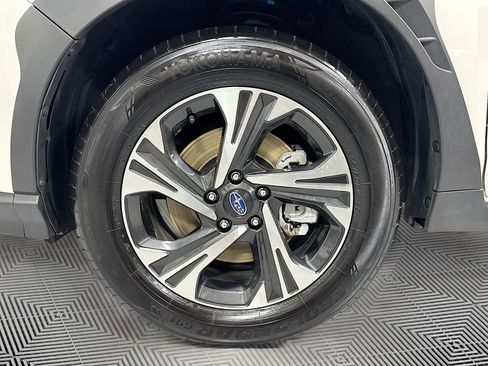 Certified 2025 Subaru Crosstrek 2.0i Premium image 27
