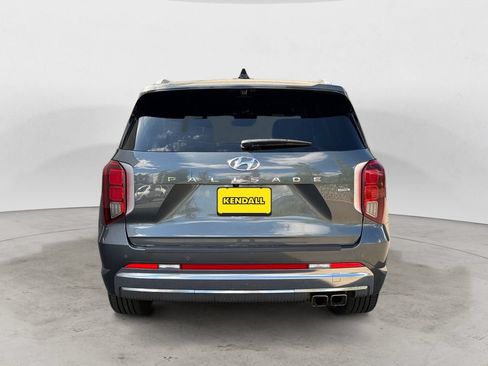 Used 2023 Hyundai Palisade Calligraphy AWD/4WD image 6