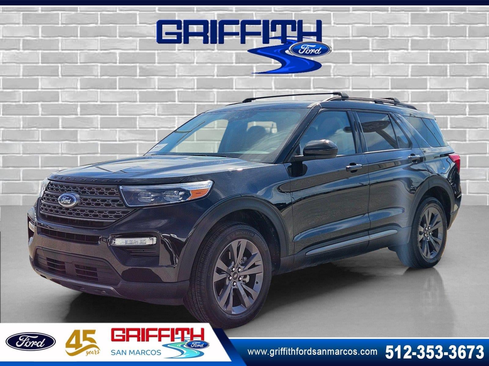 Used 2024 Ford Explorer XLT w/ Equipment Group 202A AWD/4WD image 1