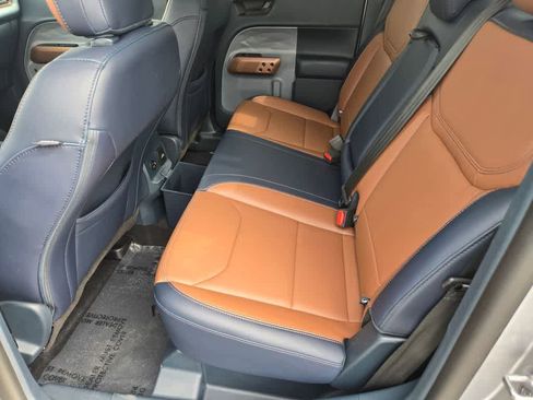 Used 2022 Ford Maverick Lariat w/ Lariat Luxury Package FWD image 11